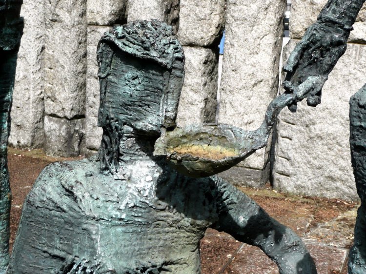 St Stephen's Green, Dublin: Famine sculpture detail